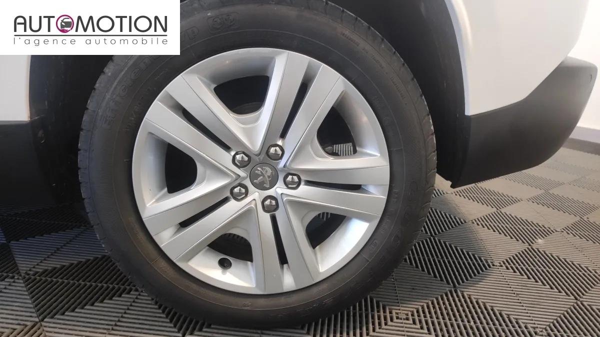 Peugeot 2008 - Photo 10