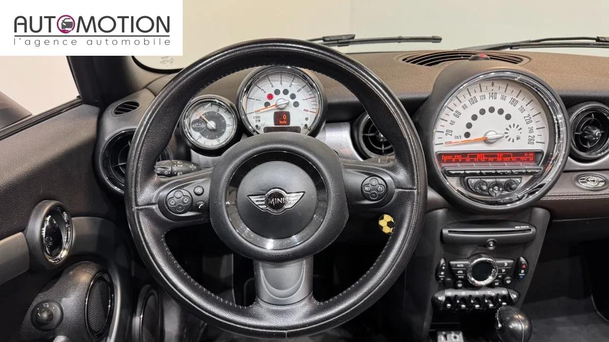 Mini Cabrio - Photo 16