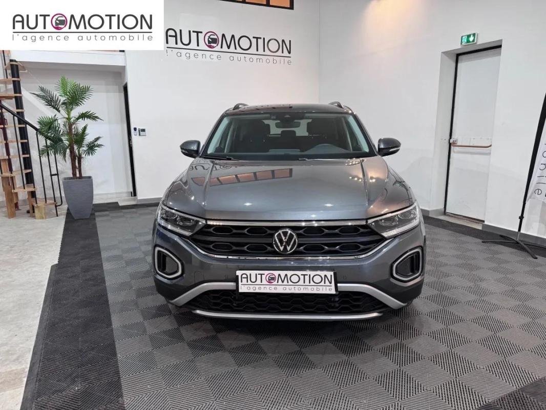 Volkswagen T-Roc - Photo 3