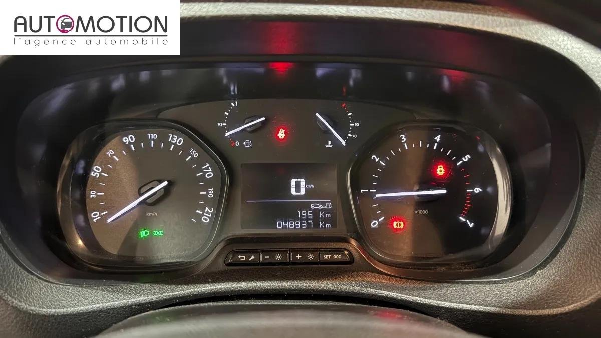 Citroën Jumpy - Photo 18