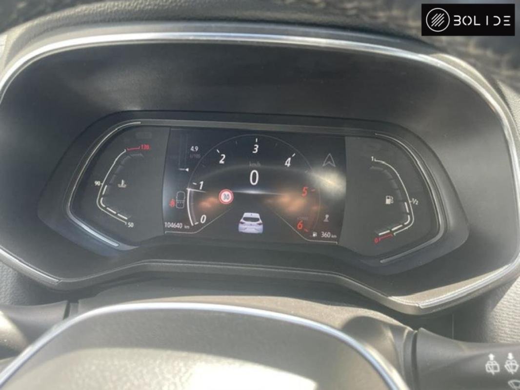 Renault Clio - Photo 16