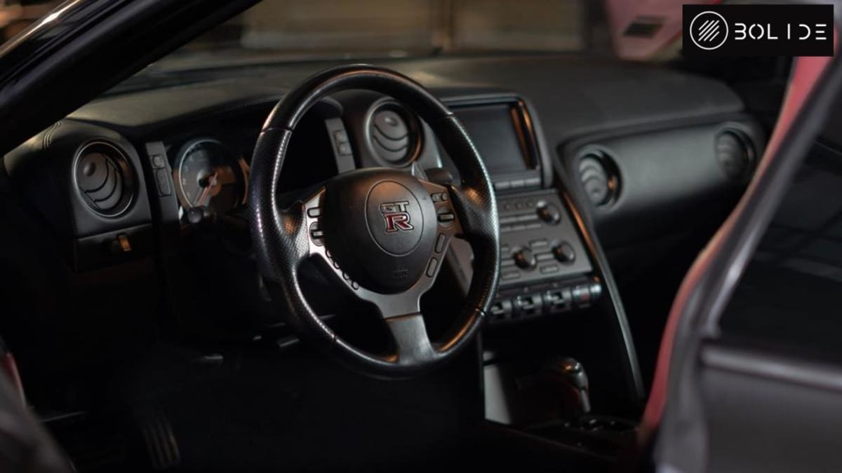 Nissan Gt-r - Photo 5