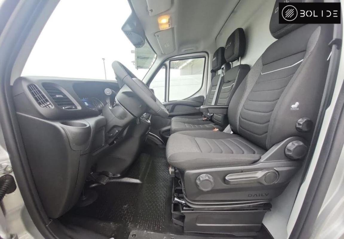 Iveco Daily - Photo 11