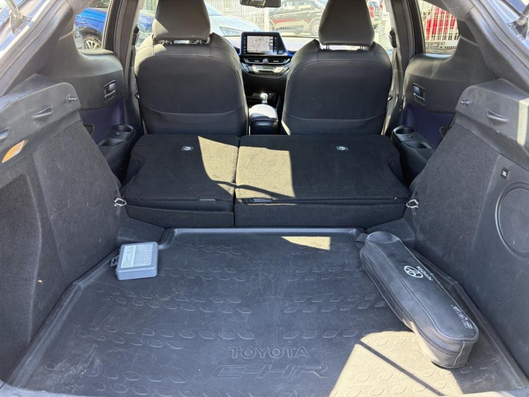 Toyota C-HR - Photo 13