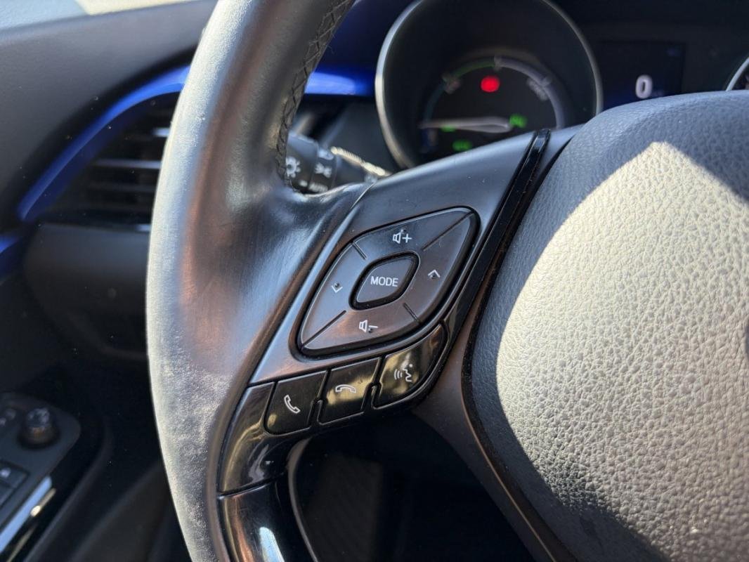 Toyota C-HR - Photo 25