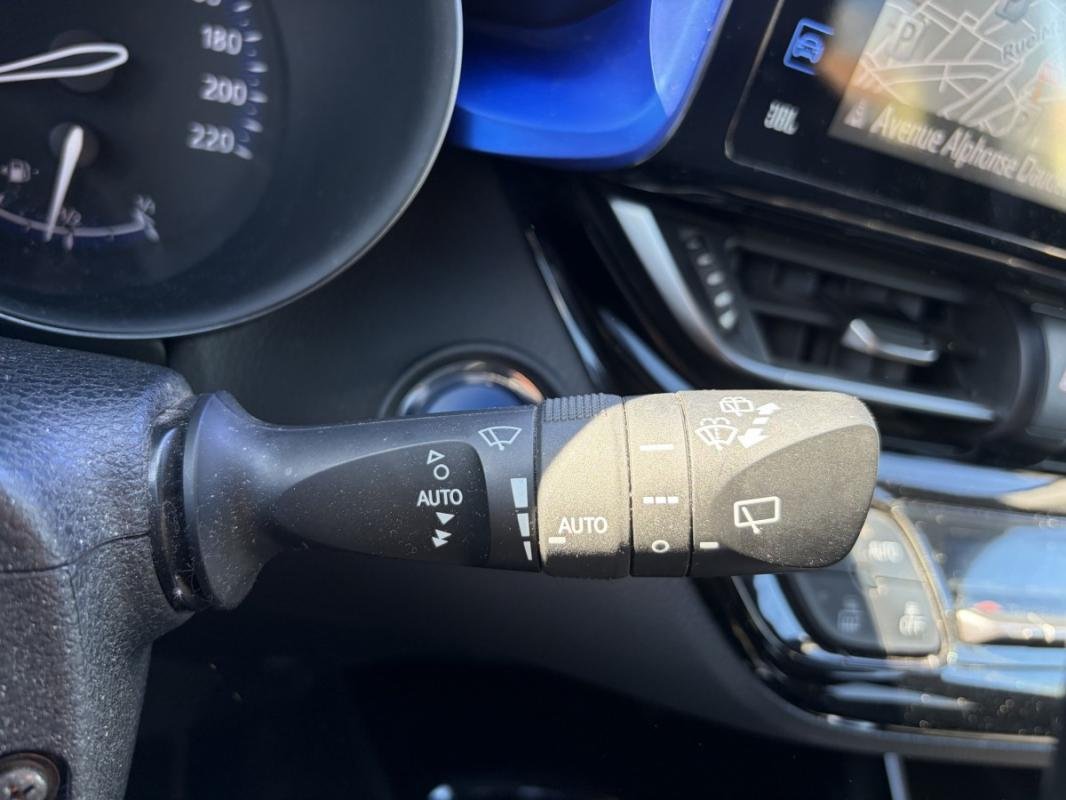 Toyota C-HR - Photo 27