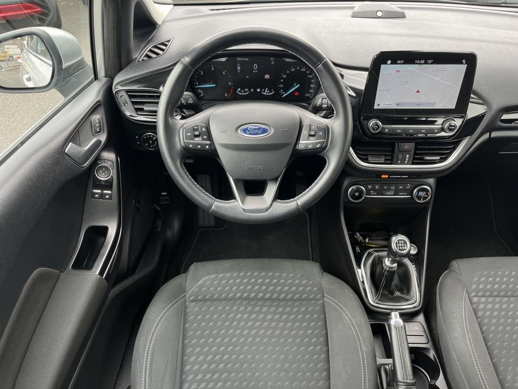 Ford Fiesta - Photo 16