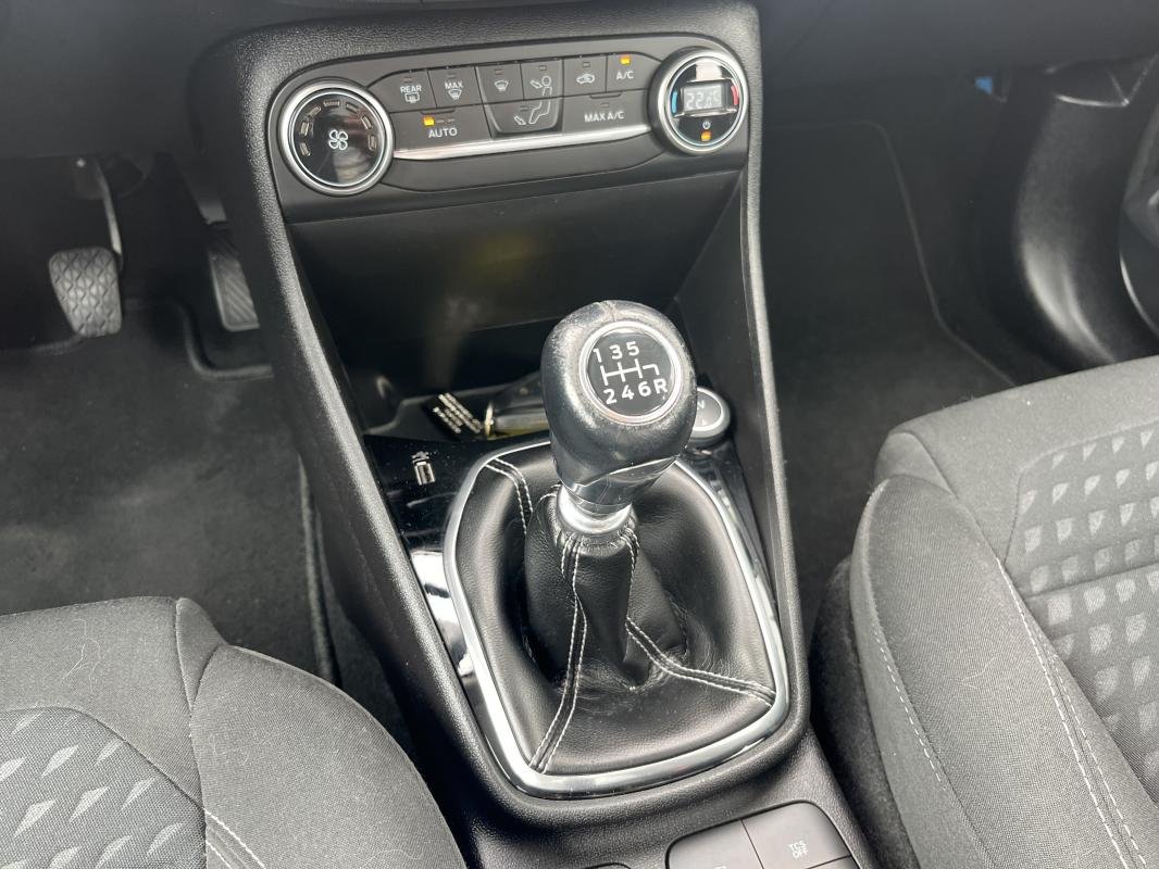 Ford Fiesta - Photo 20
