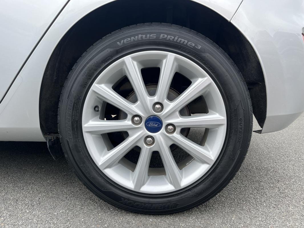 Ford Fiesta - Photo 21