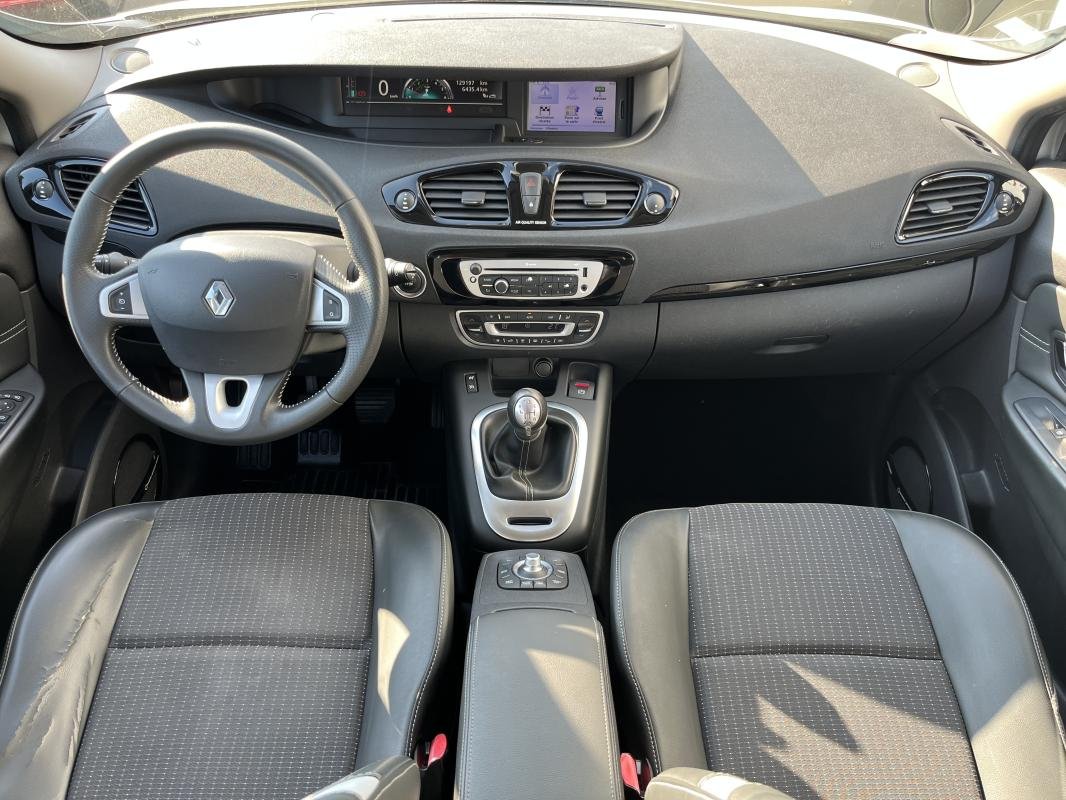 Renault Scénic - Photo 15
