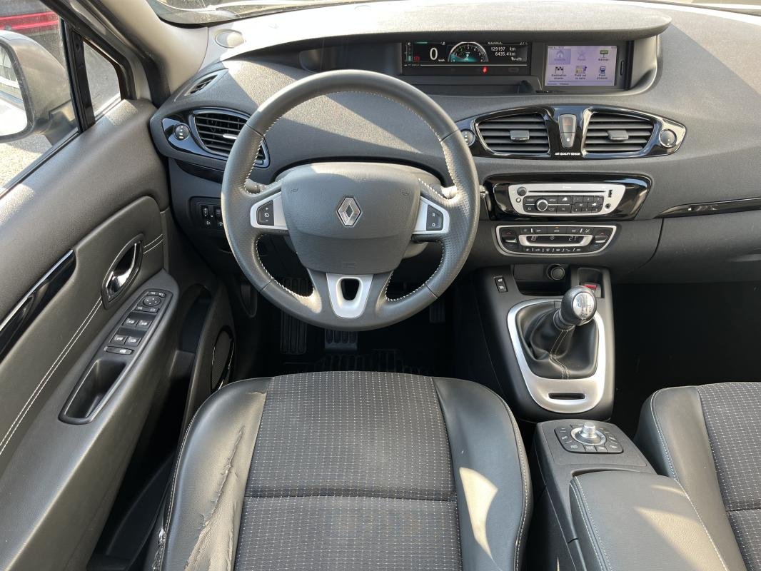 Renault Scénic - Photo 16