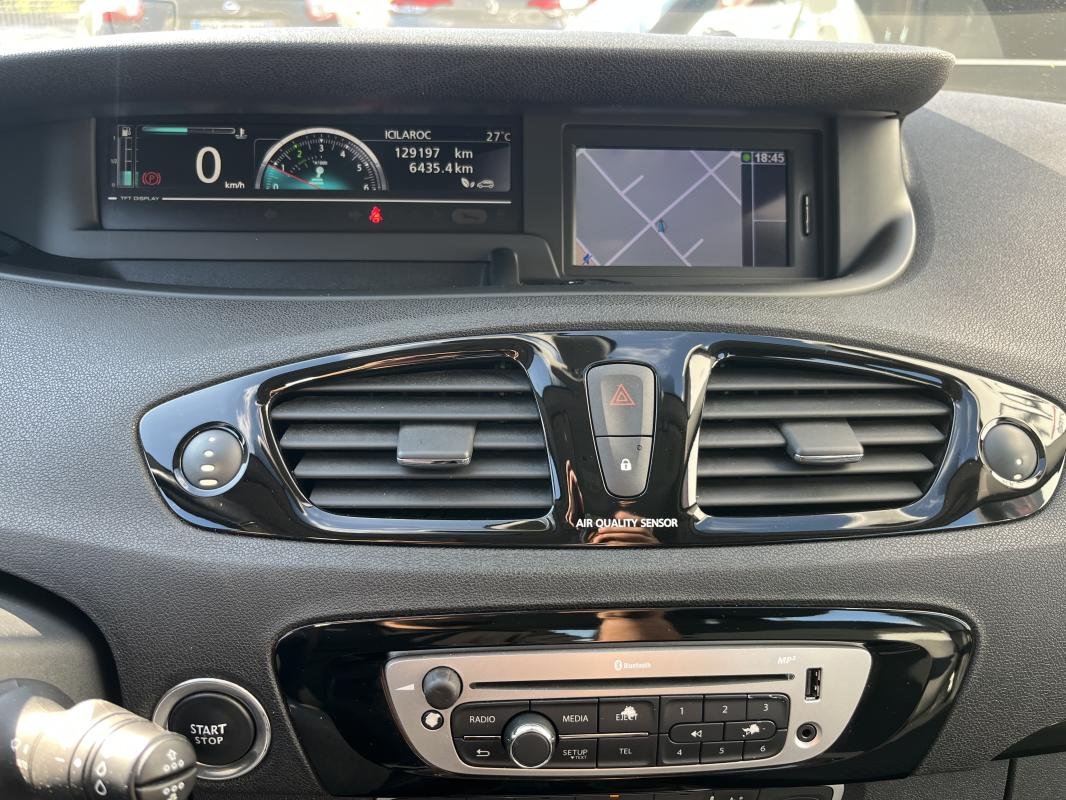 Renault Scénic - Photo 20