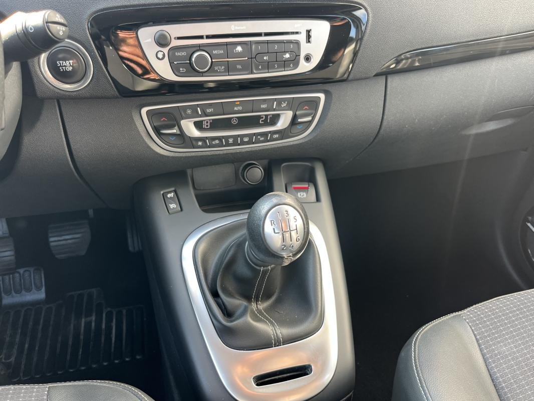 Renault Scénic - Photo 21