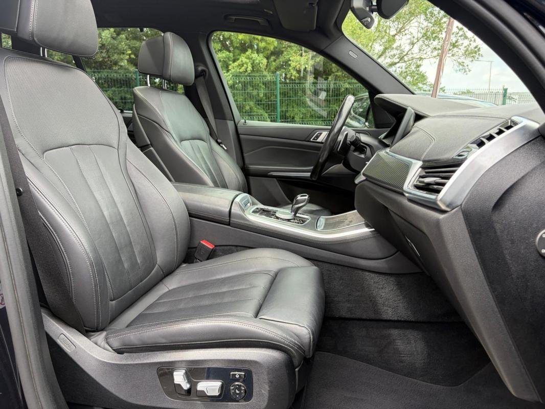 BMW X5 - Photo 9