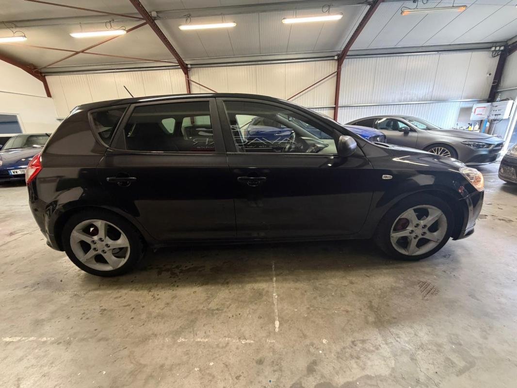 Kia Cee'd - Photo 7