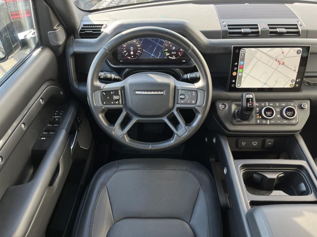 Land Rover Defender - Photo 16