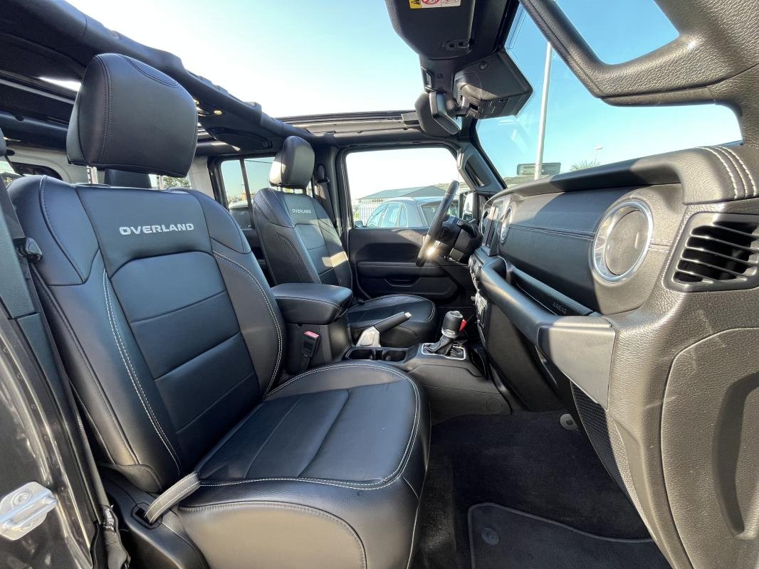 Jeep Wrangler - Photo 12