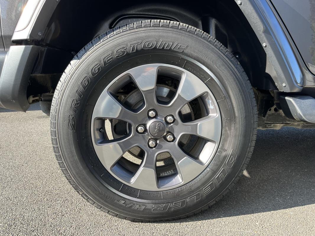 Jeep Wrangler - Photo 24