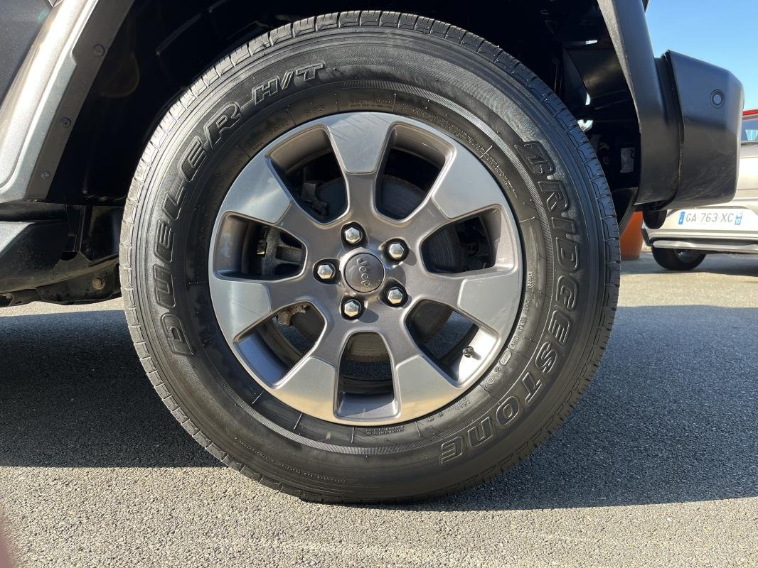 Jeep Wrangler - Photo 25