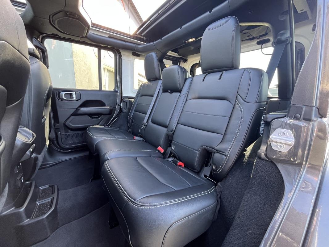 Jeep Wrangler - Photo 9