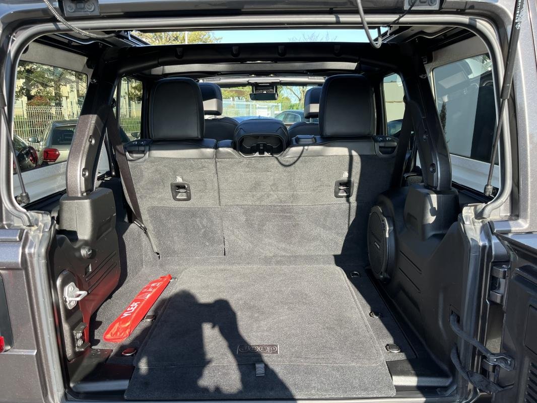 Jeep Wrangler - Photo 10