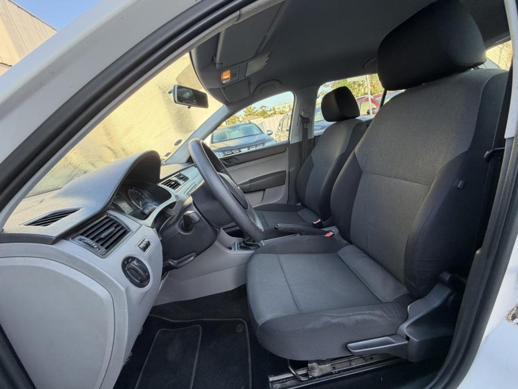 Skoda Rapid - Photo 17
