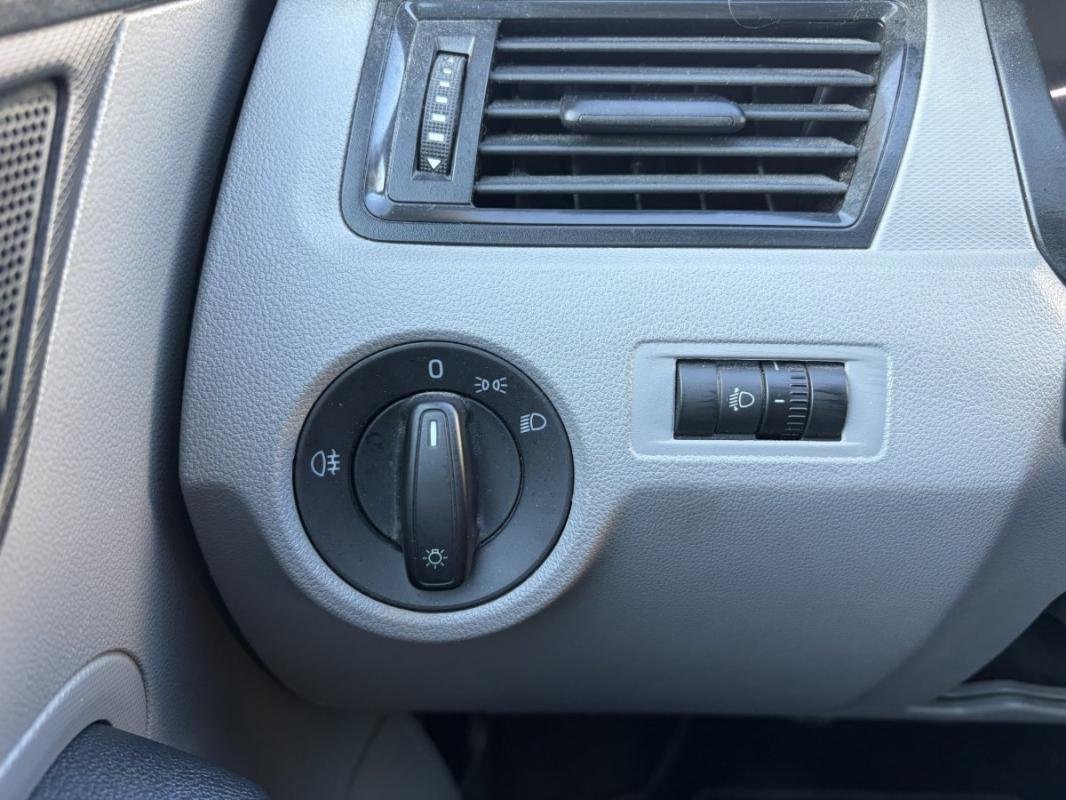 Skoda Rapid - Photo 23