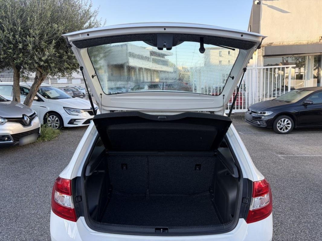 Skoda Rapid - Photo 9