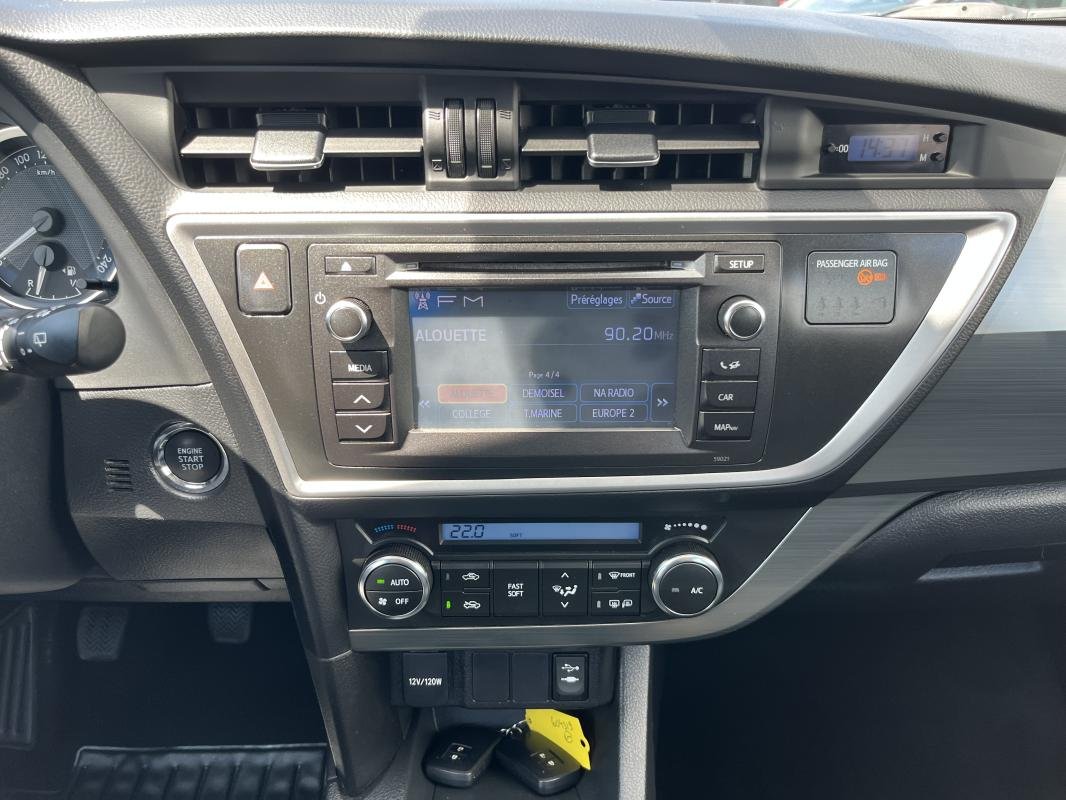 Toyota Auris - Photo 19