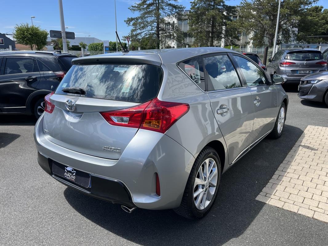 Toyota Auris - Photo 5
