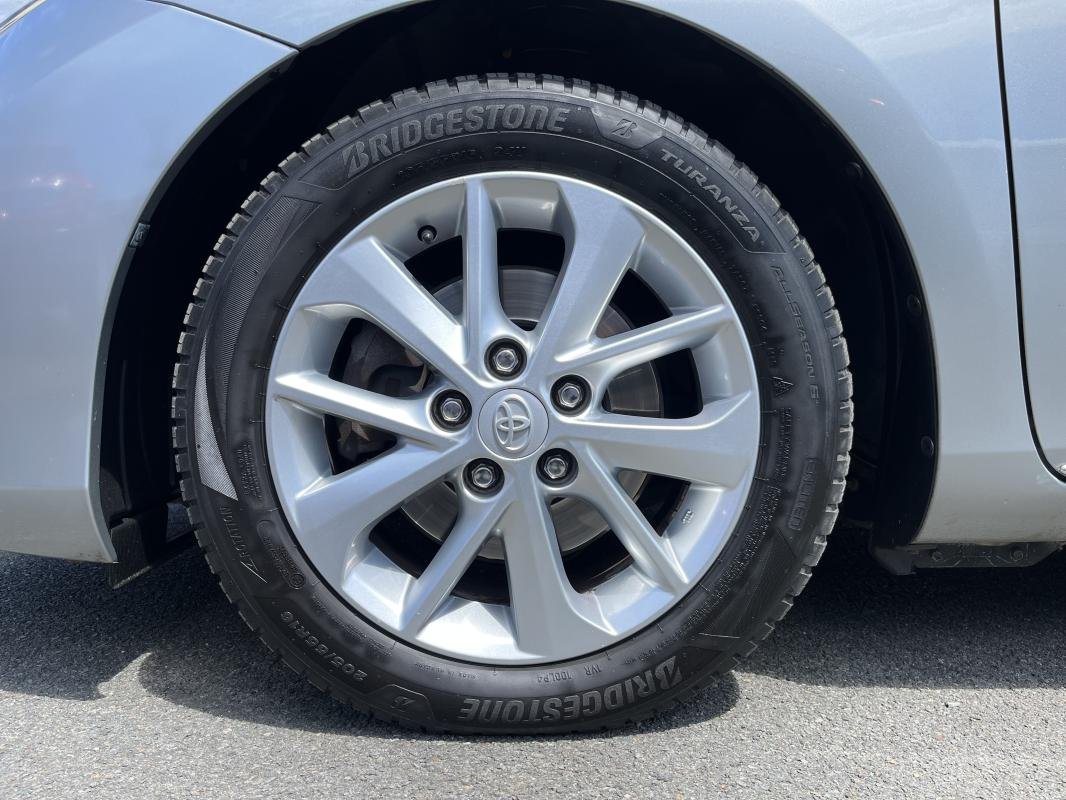 Toyota Auris - Photo 8