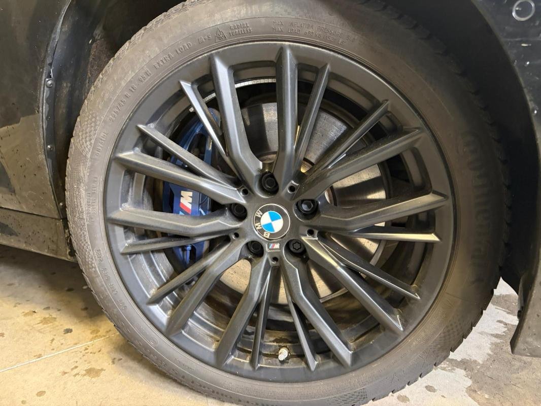 BMW 330e - Photo 22