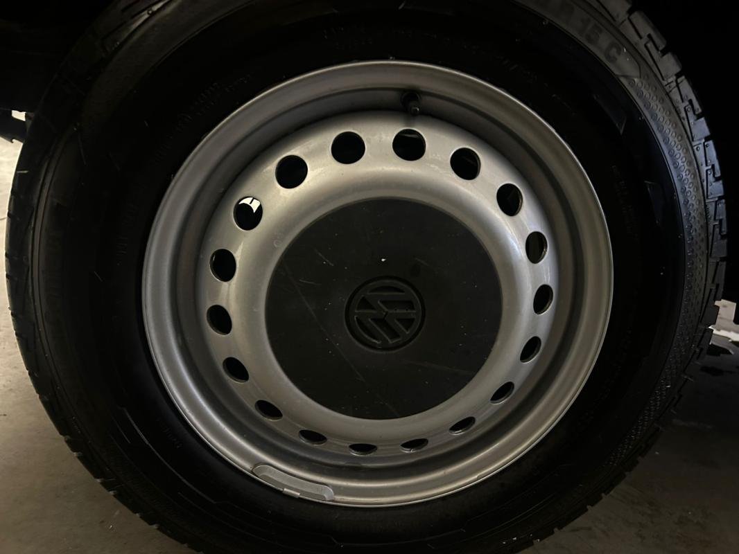 Volkswagen Transporter - Photo 12