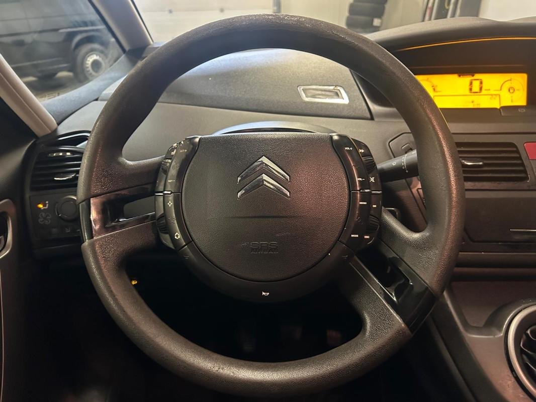 Citroën C4 Picasso - Photo 14