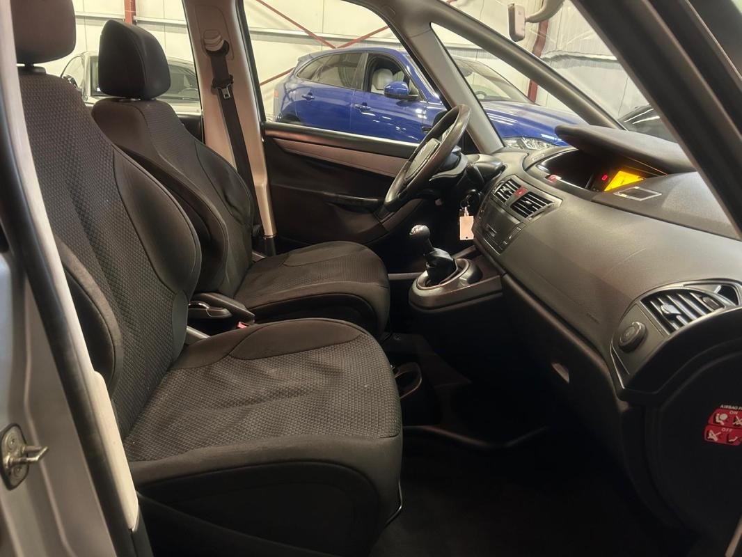 Citroën C4 Picasso - Photo 8