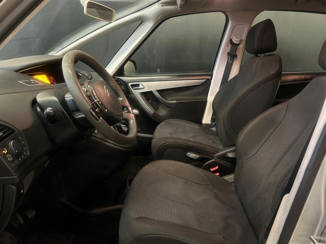 Citroën C4 Picasso - Photo 9