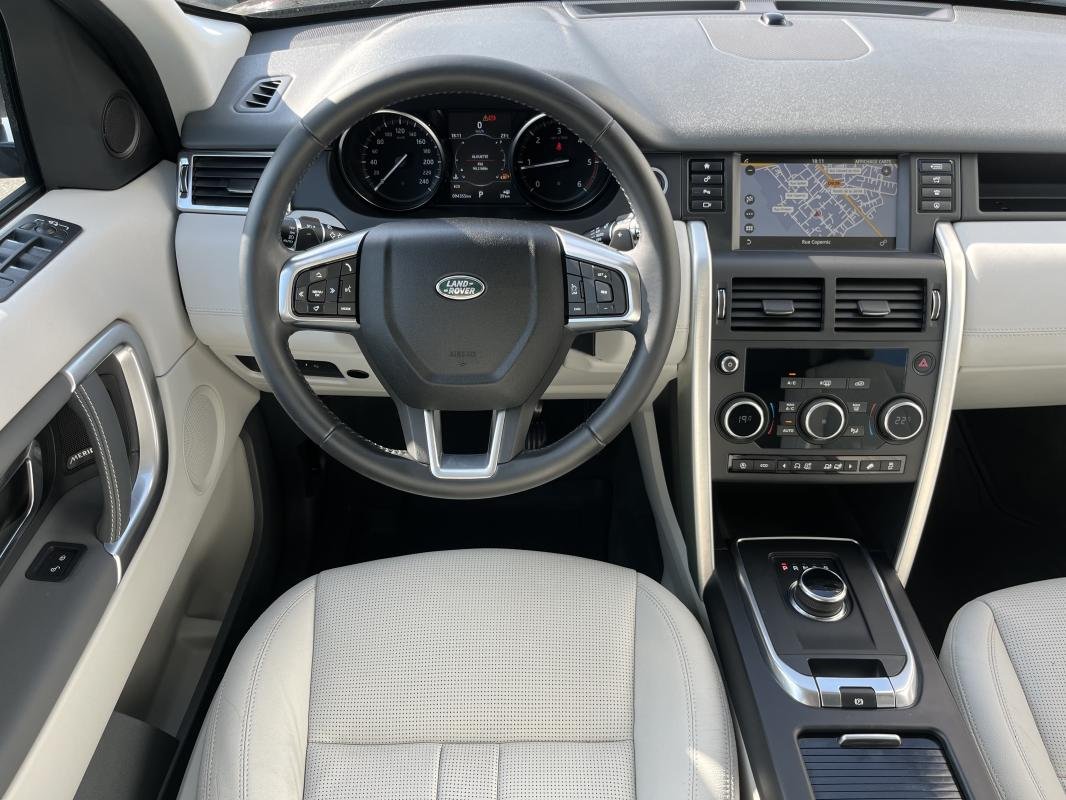 Land Rover Discovery Sport - Photo 17