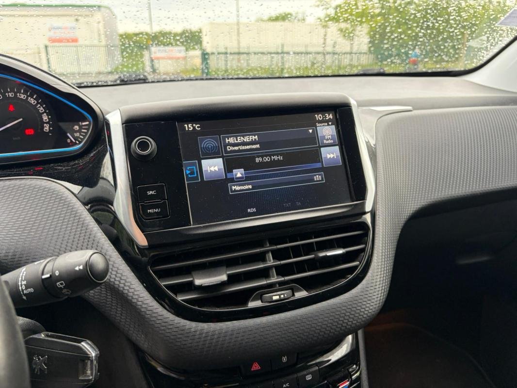 Peugeot 2008 - Photo 14