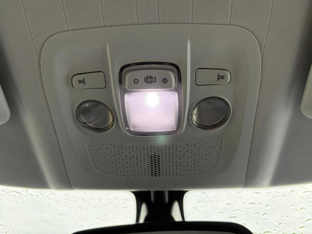 Peugeot 2008 - Photo 17