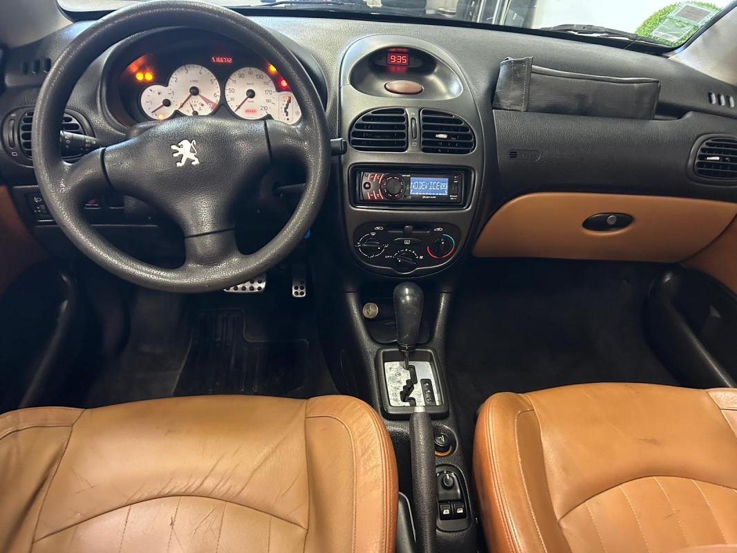Peugeot 206 CC - Photo 9