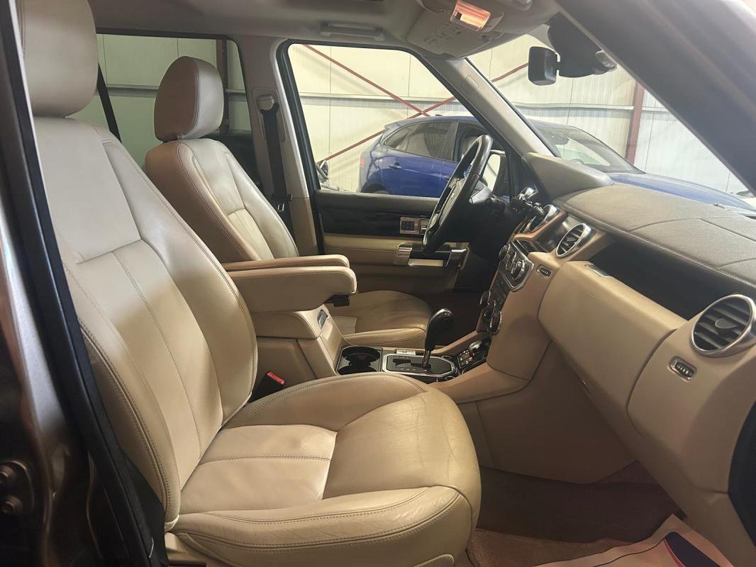 Land Rover Discovery - Photo 8