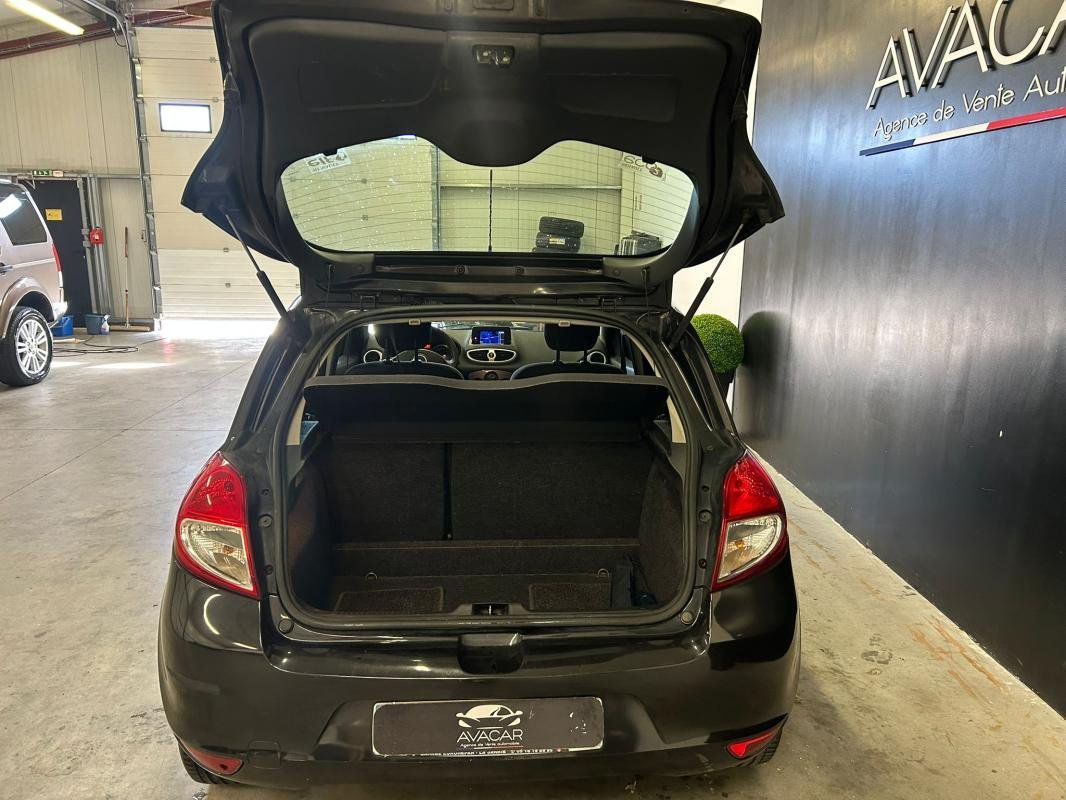 Renault Clio - Photo 16