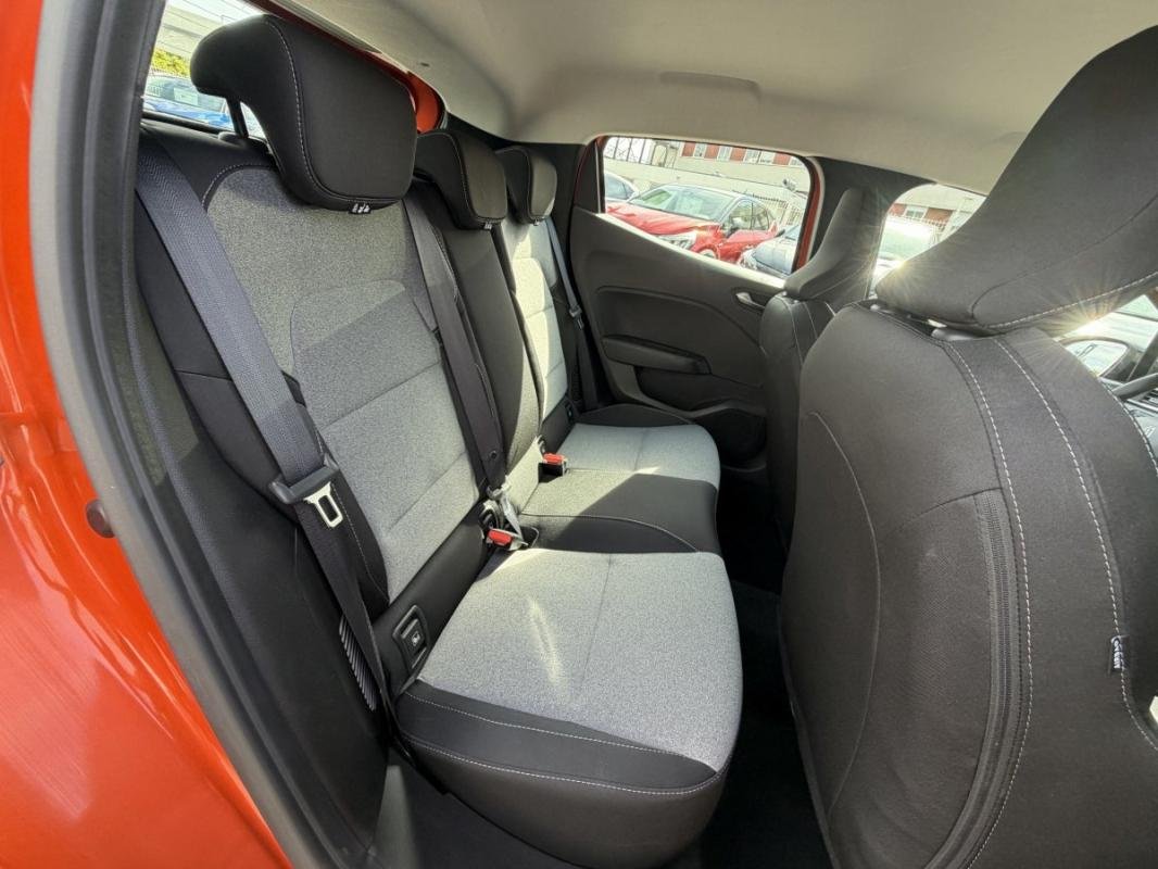 Renault Clio - Photo 14