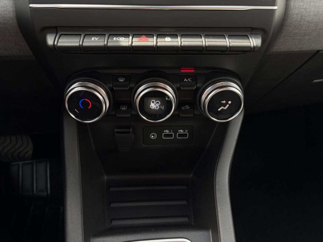 Renault Clio - Photo 36