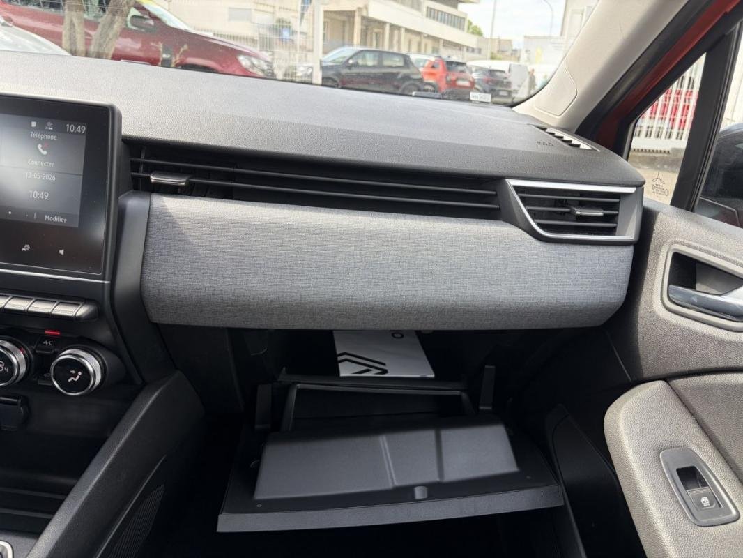 Renault Clio - Photo 39