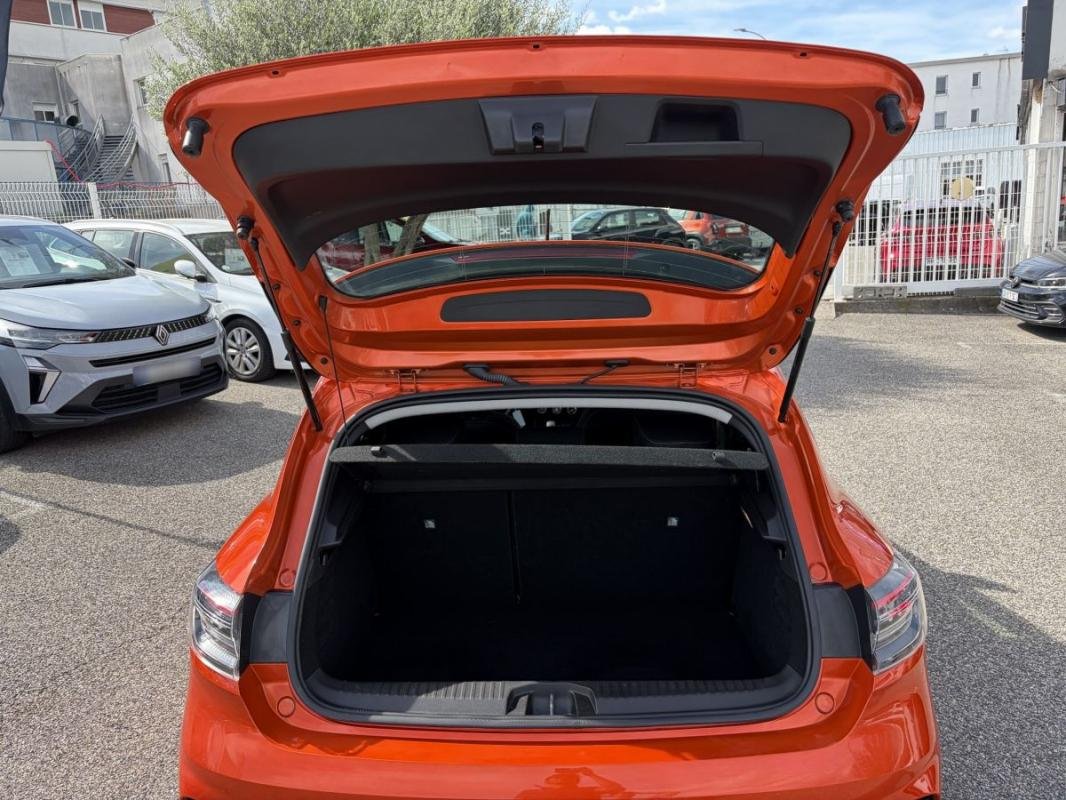 Renault Clio - Photo 10