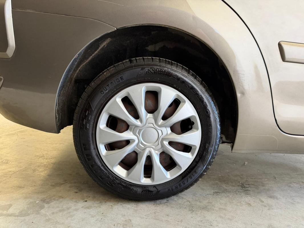 Citroën Grand C4 Picasso - Photo 15