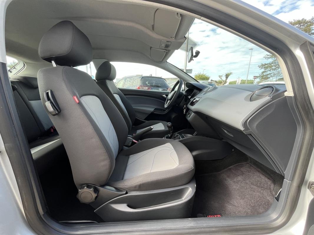 Seat Ibiza - Photo 12