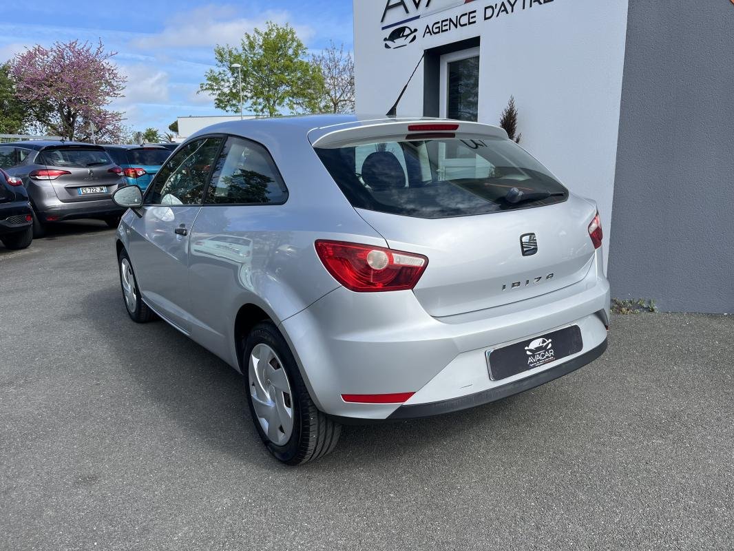 Seat Ibiza - Photo 3
