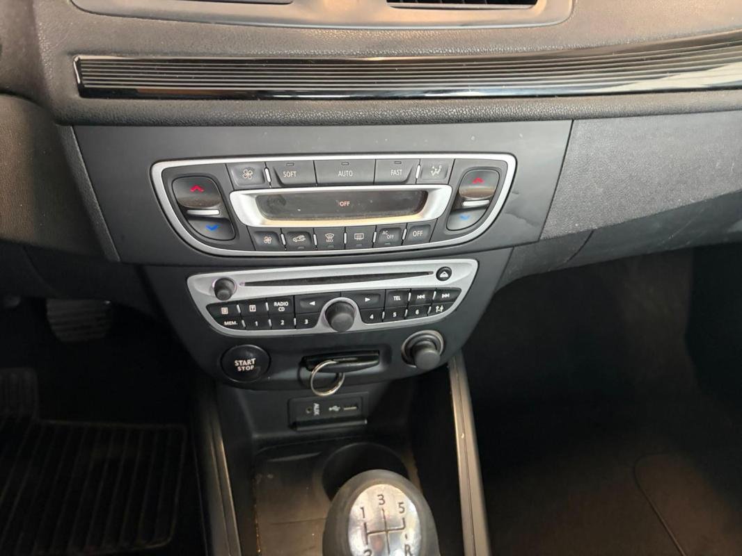 Renault Mégane - Photo 17